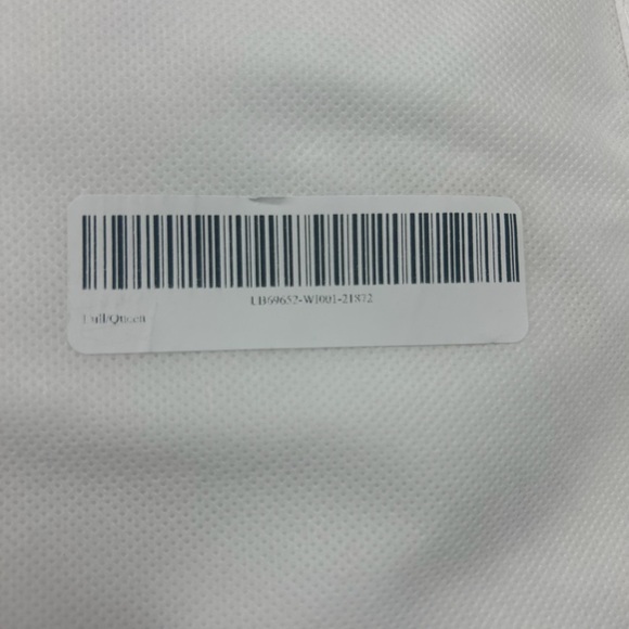 NWOT QUINCE Lightweight Premium Down Comforter Full/Queen 3904 - Picture 8 of 12